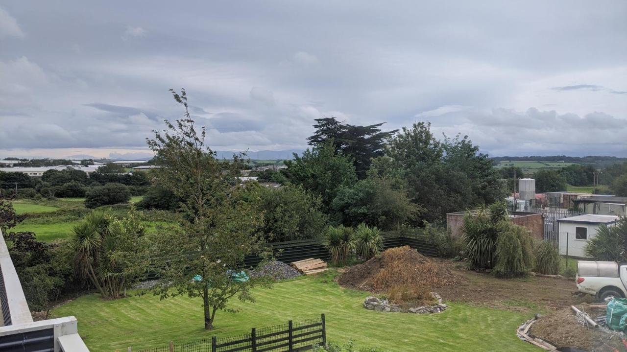 Glennydd House Villa Llangefni Exterior photo